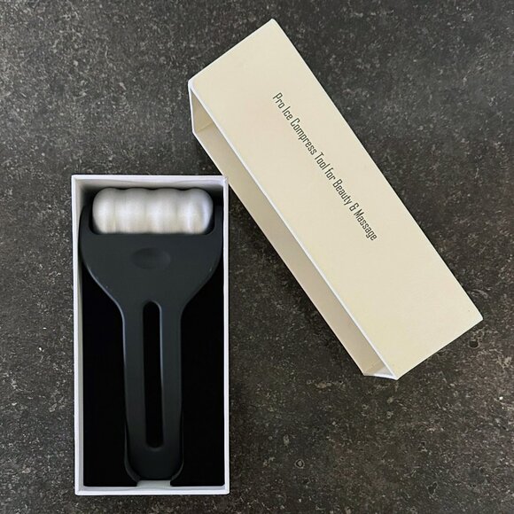 ❄️Premium Spa-Grade Ice Roller - NIB! - Picture 3 of 5